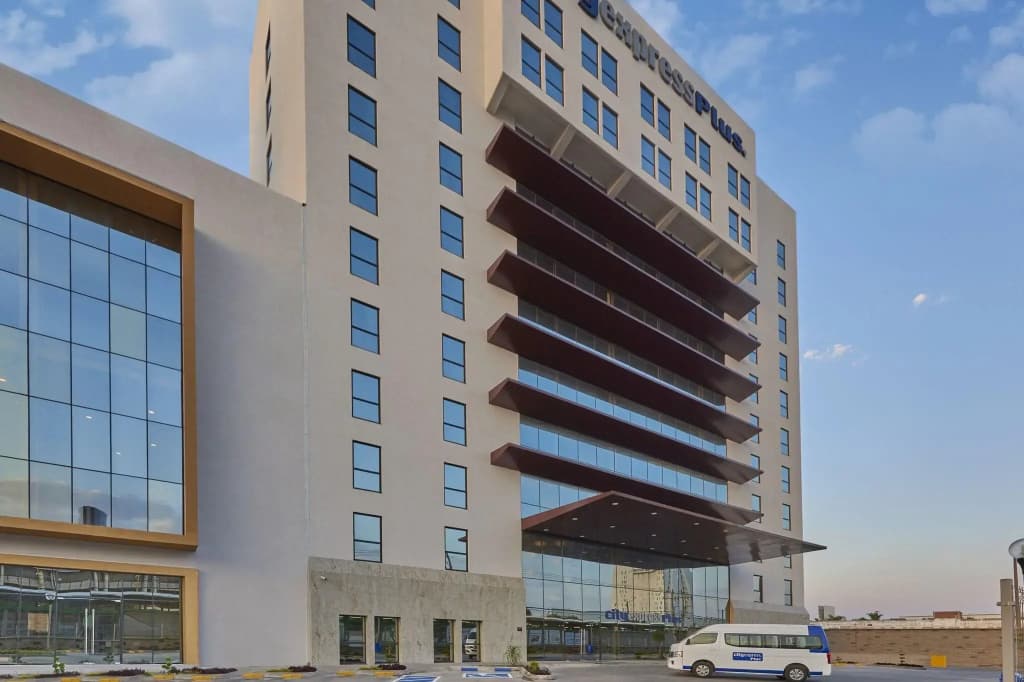 Hotel photo 1