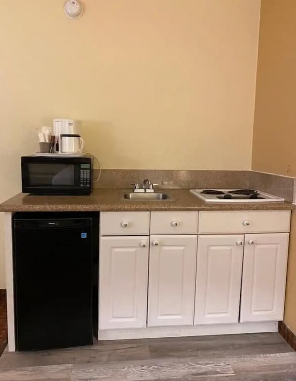 1 Bedroom Deluxe Single room