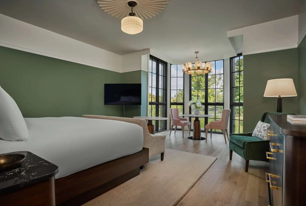 Standard room with view