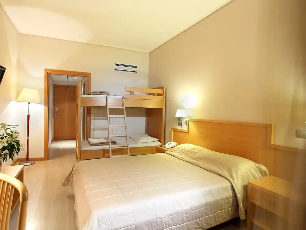 1 Bedroom Standard Quadruple room with sea view