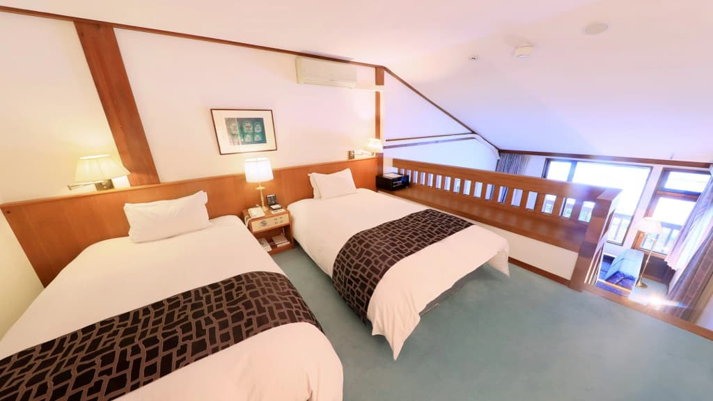 Standard Double Duplex room twin beds
