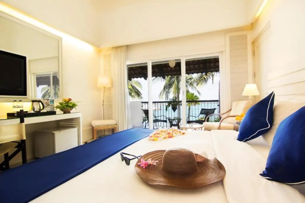 Deluxe room with sea view