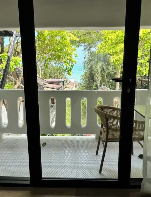 Suite with balcony