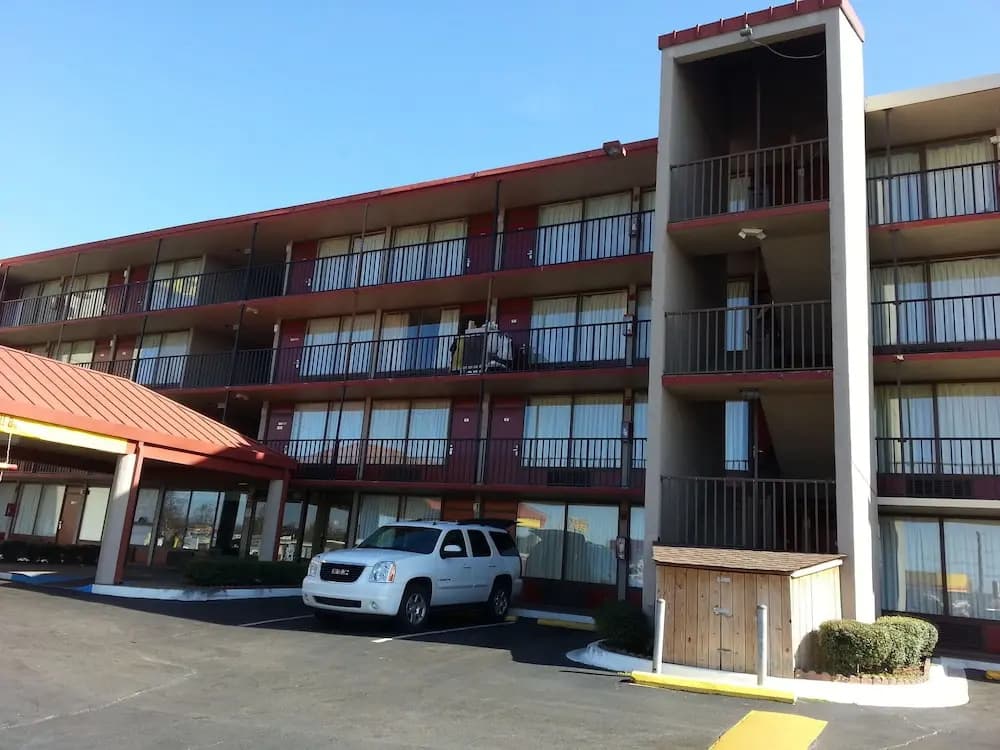 Hotel photo 1