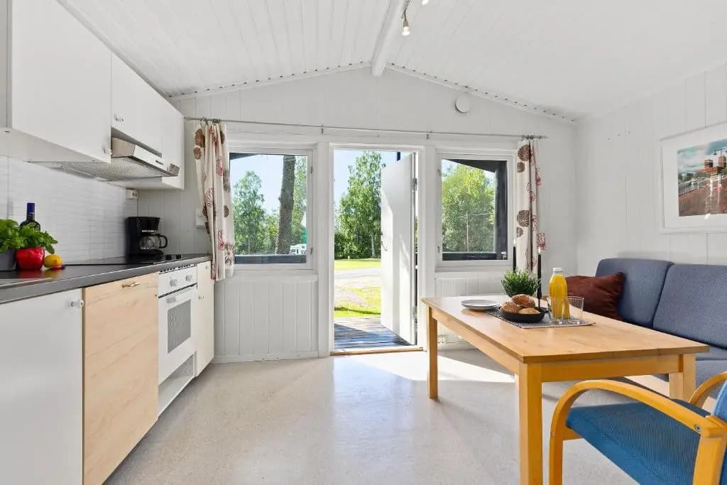 2 Bedrooms Cottage