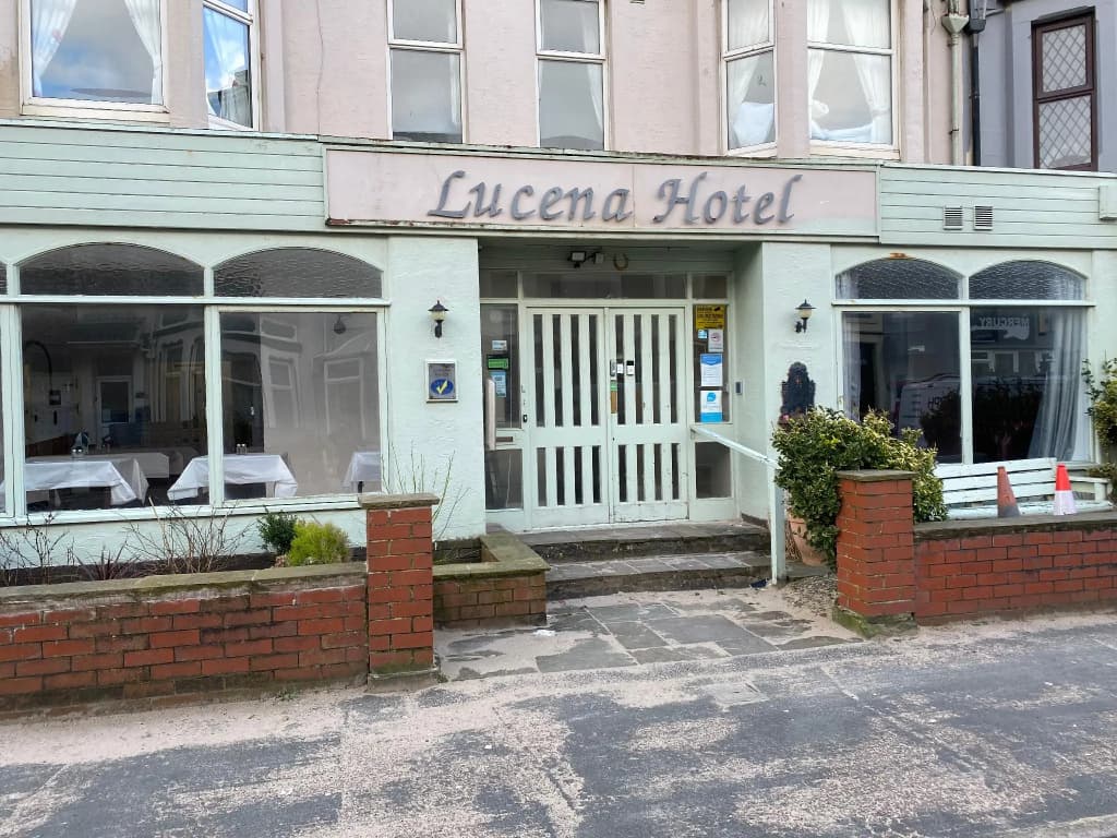 Hotel photo 1