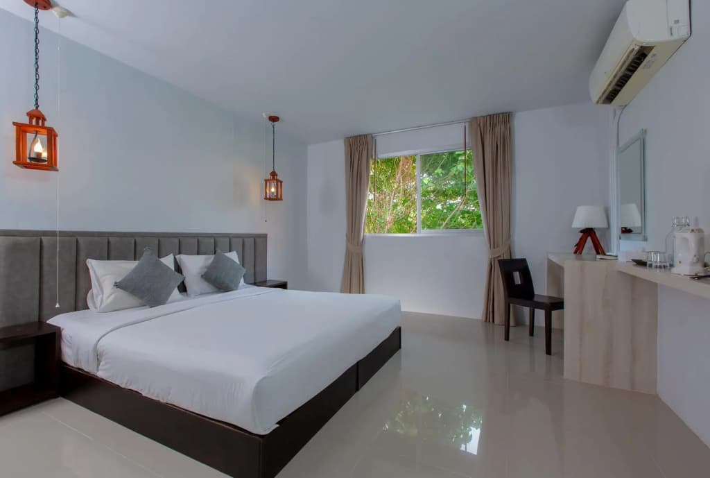Deluxe Double room full double bed