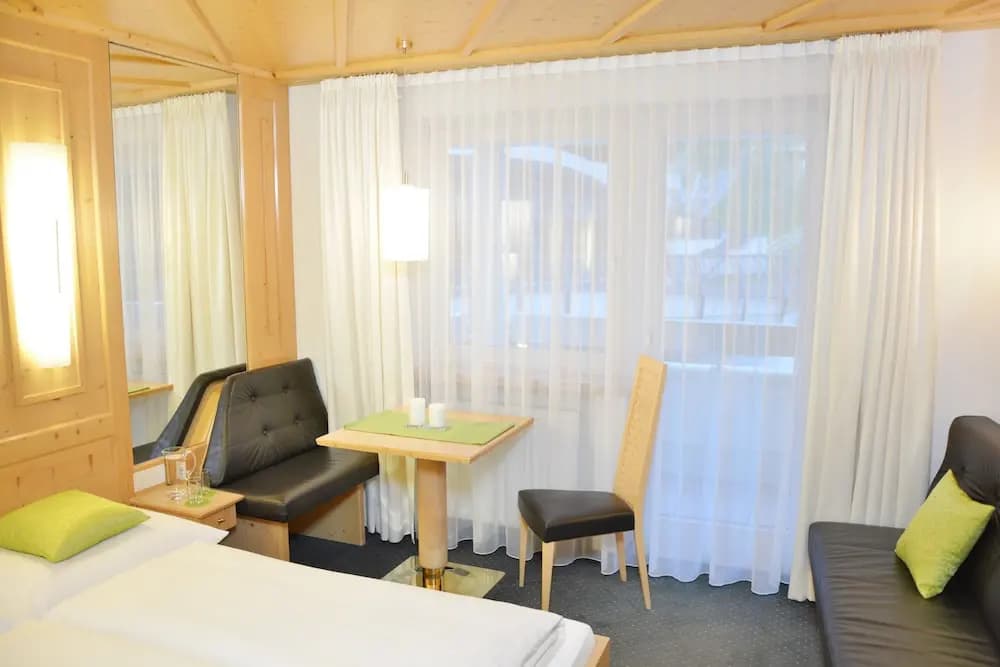 Standard Double room with balcony full double bed