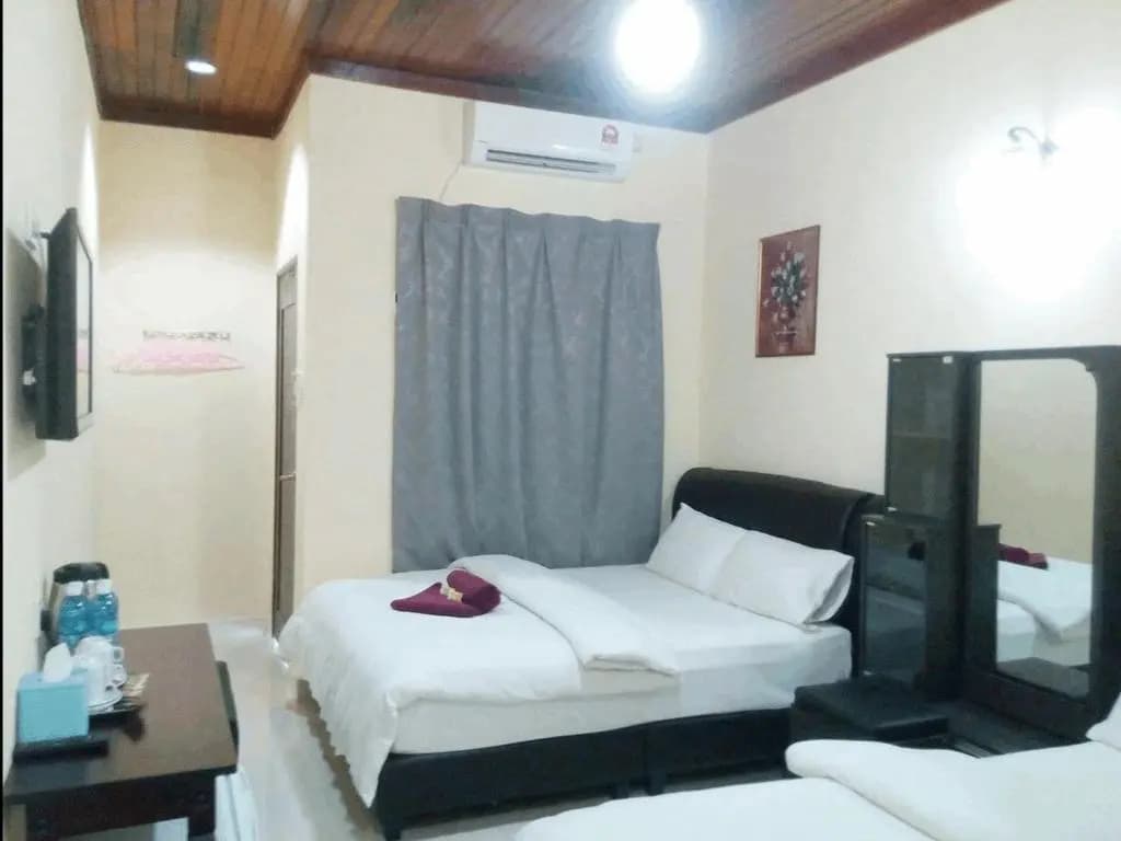 Superior Quadruple room