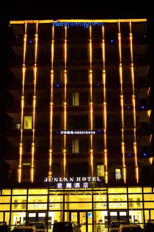 Hotel photo 1