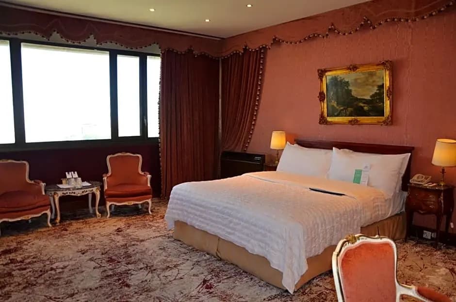 3 Bedrooms Villa with balcony