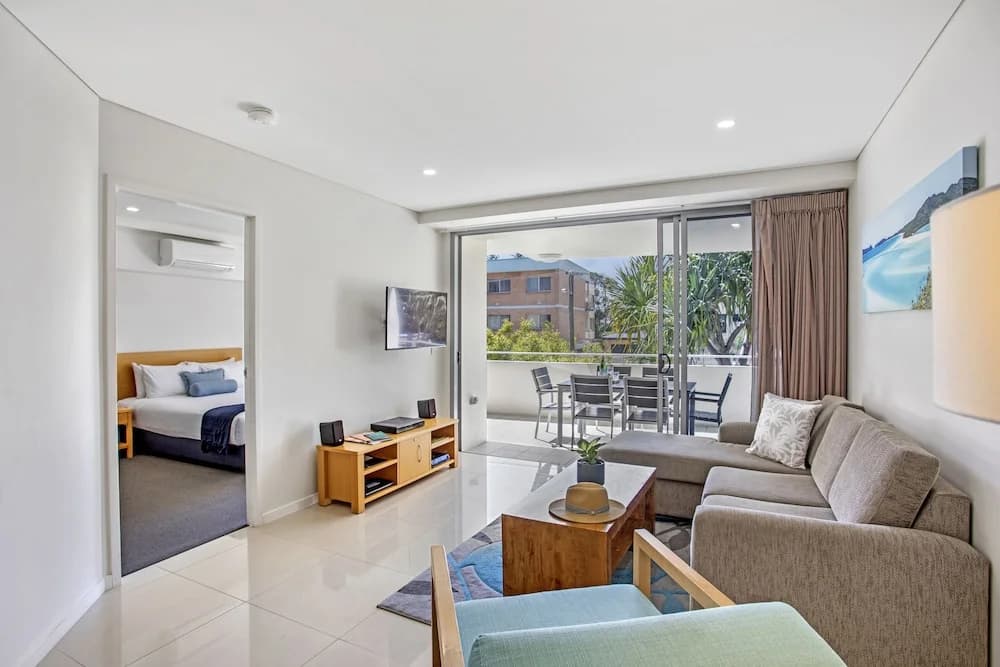 2 Bedrooms Apartment with balcony