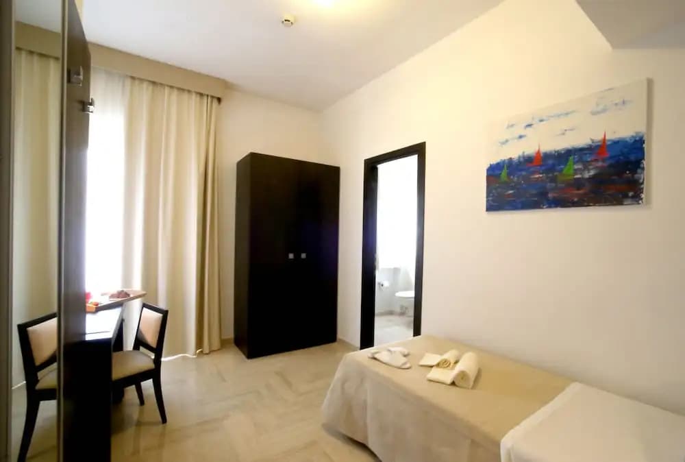 Standard Single room with balcony