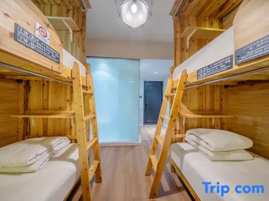Bed in Dorm (female dorm)