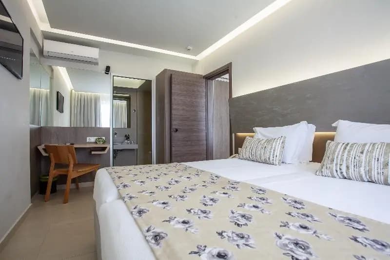 Superior room