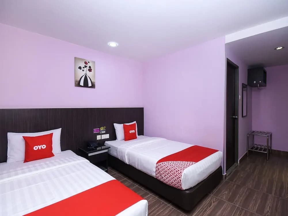 Deluxe Double room twin beds