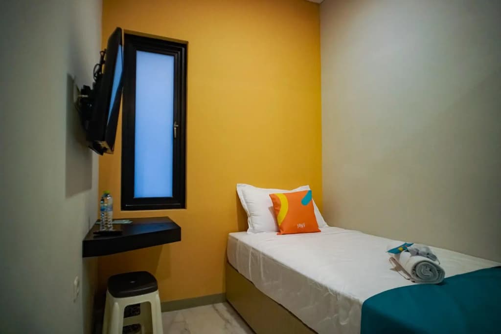 Standard Single room