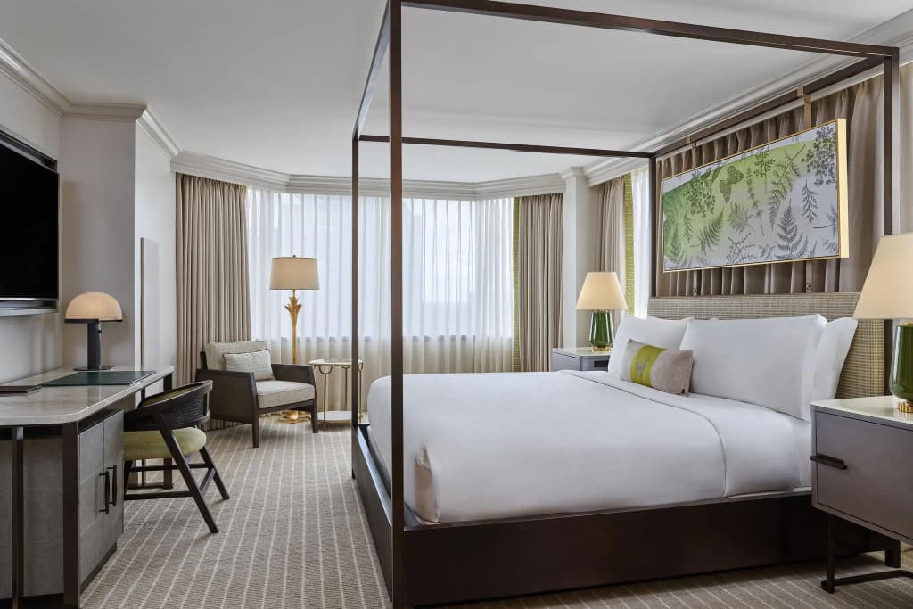 1 Bedroom Double Suite full double bed