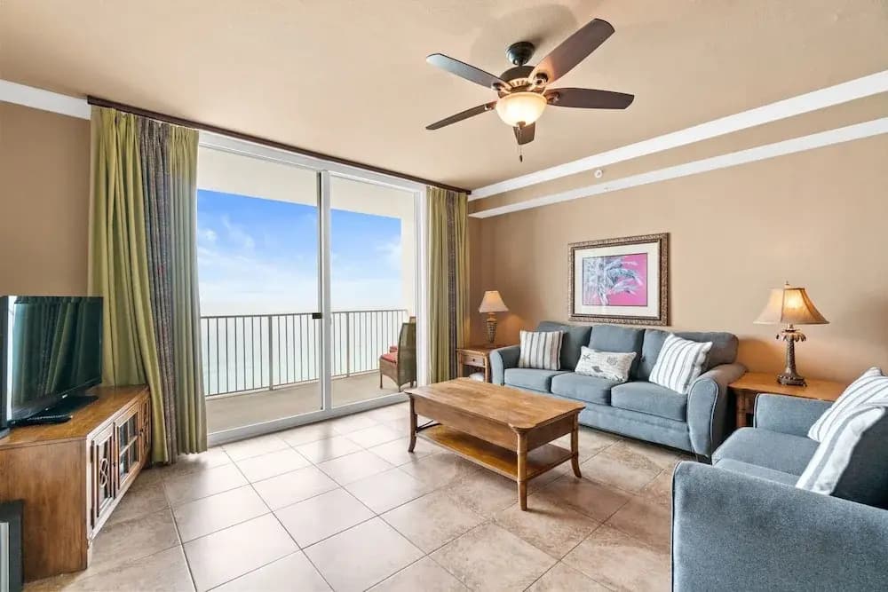 2 Bedrooms Standard room with balcony and beachfront