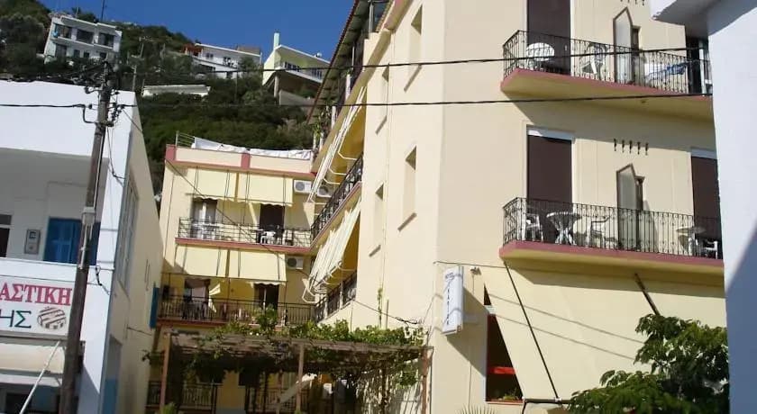 Hotel photo 1
