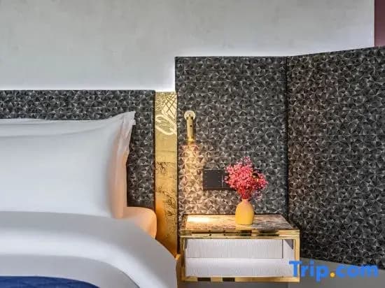 Superior Double room with view full double bed