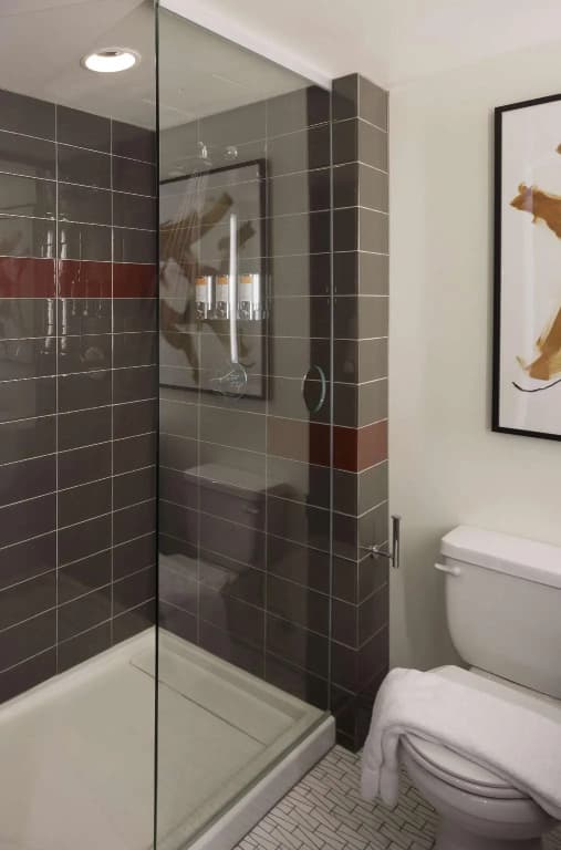 Standard Double room with city view full double bed