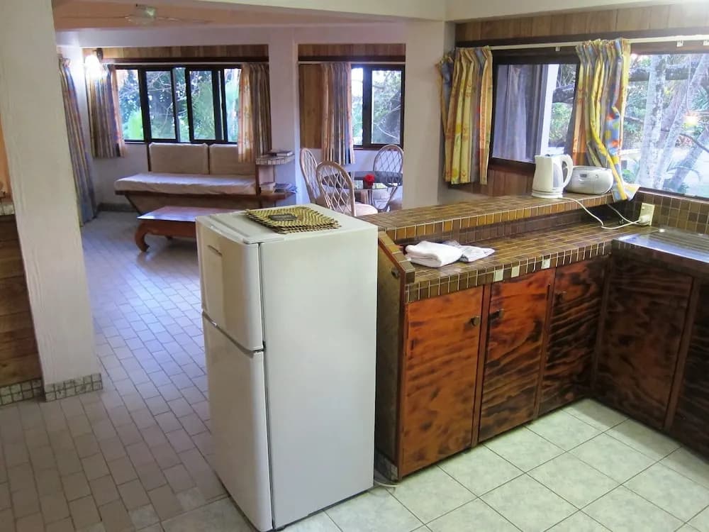 Standard room with partial sea view