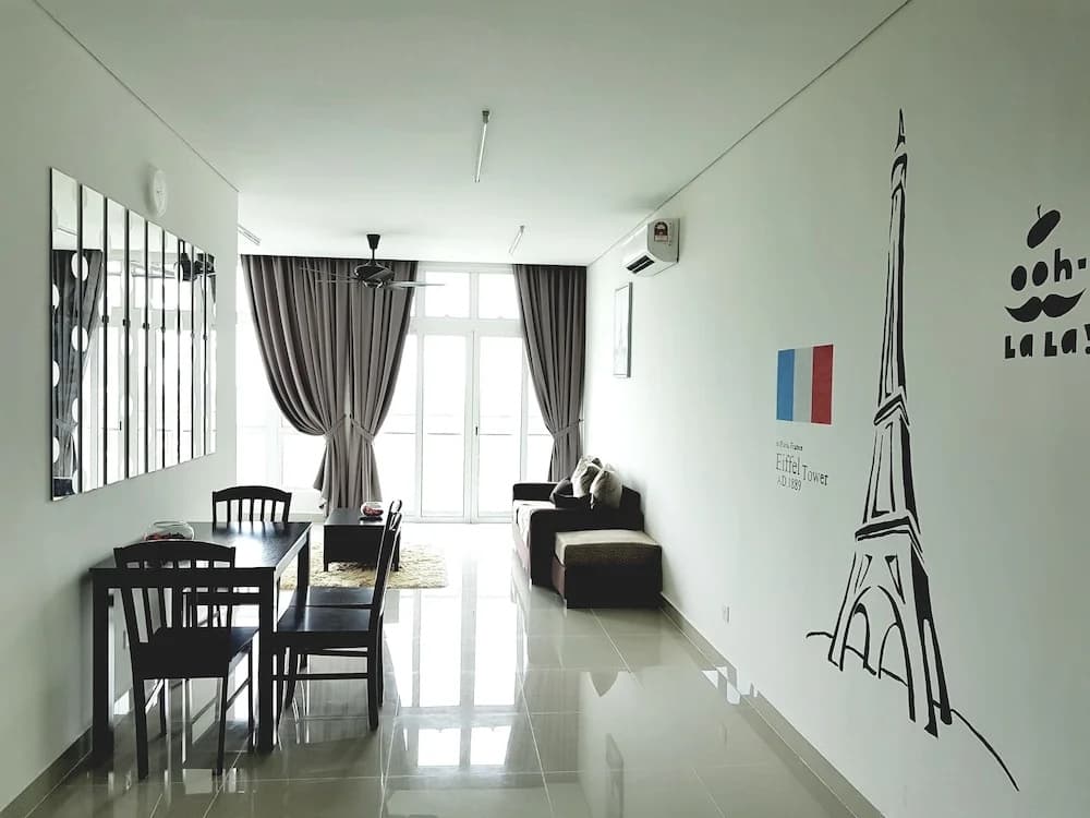 2 Bedrooms Suite