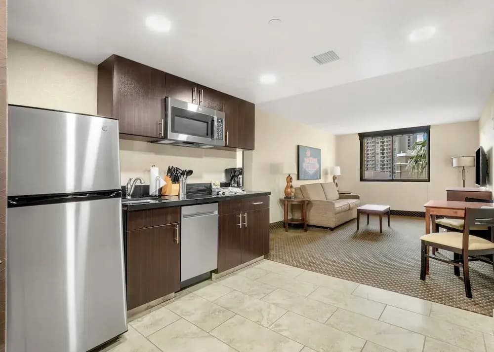 1 Bedroom Double Suite full double bed