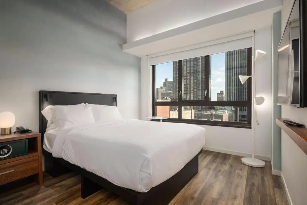 Deluxe Double room full double bed