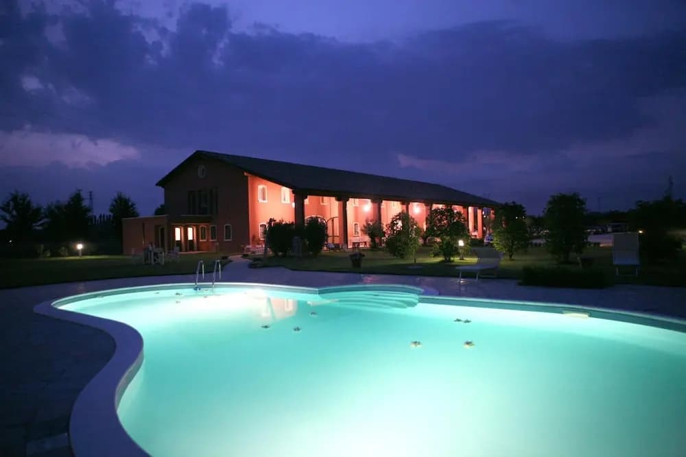 Hotel photo 16