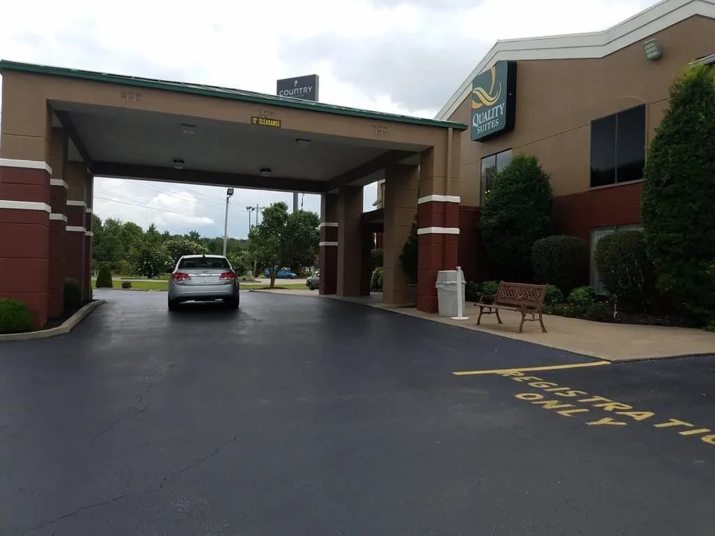 Hotel photo 1