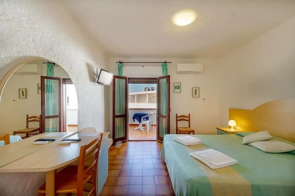 Standard Basement room