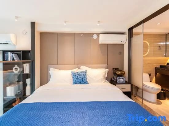 1 Bedroom Deluxe Duplex Suite