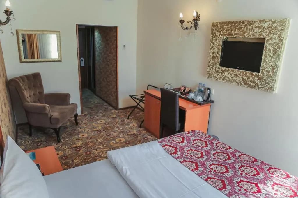 Economy Double room full double bed