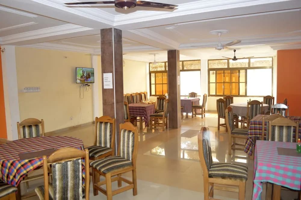 Hotel photo 12