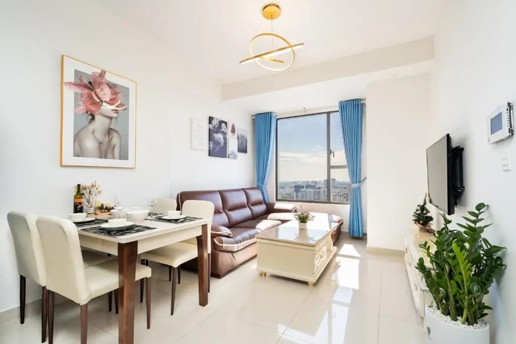 2 Bedrooms Apartment
