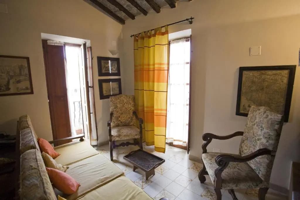 2 Bedrooms Apartment with balcony