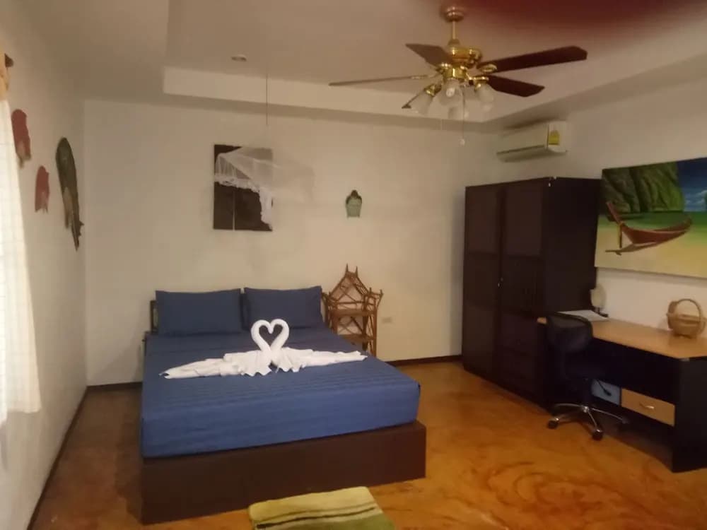 Standard room with balcony