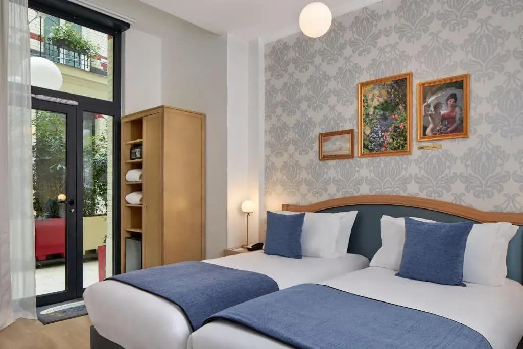Deluxe Double room twin beds