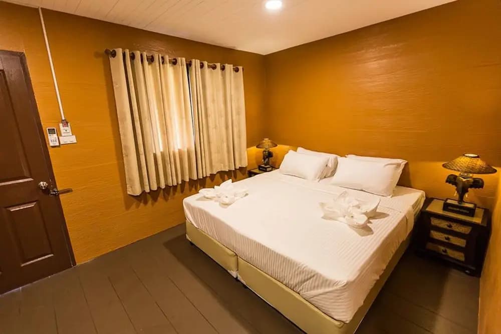 Standard Double room with balcony full double bed