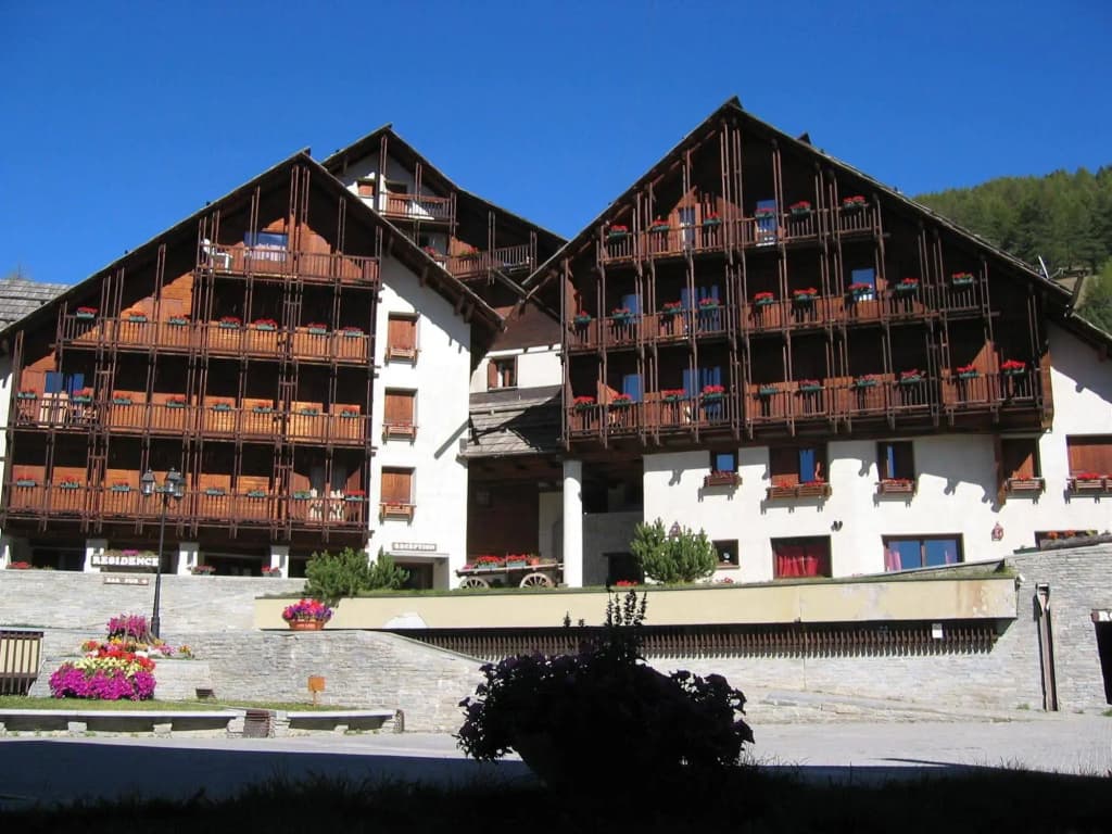 Hotel photo 1