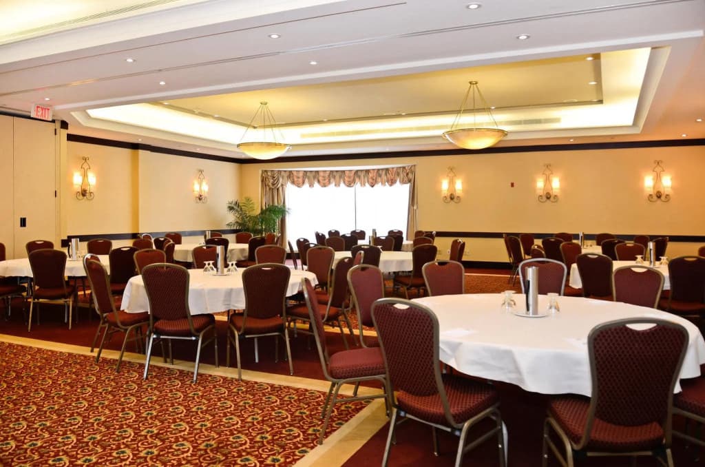 Hotel photo 12