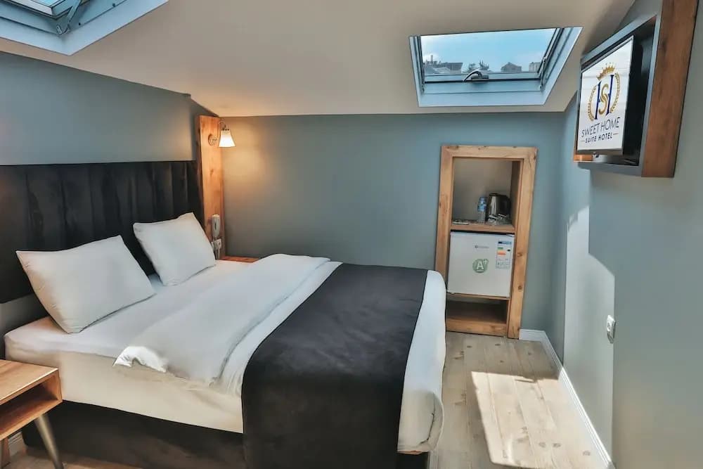Budget Double room full double bed