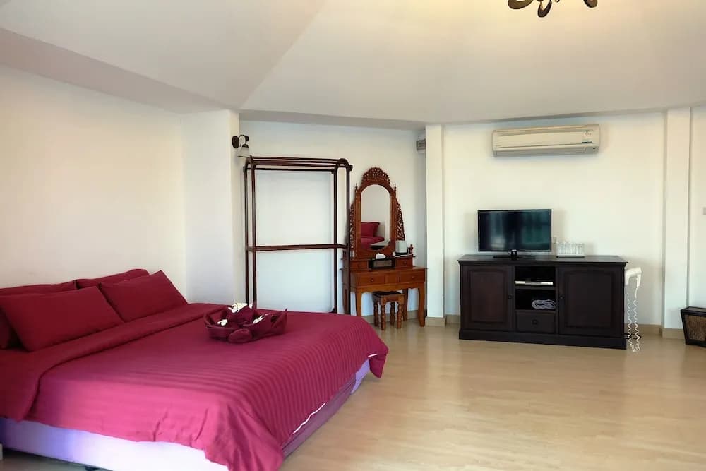 Deluxe Cottage