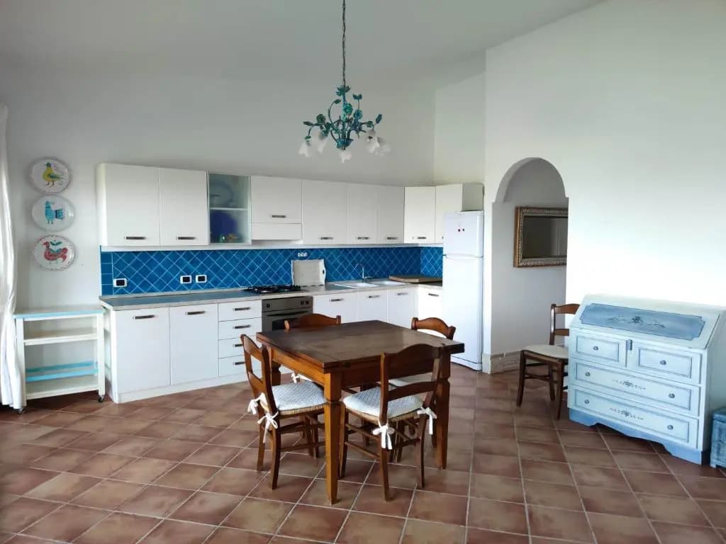 3 Bedrooms Cottage