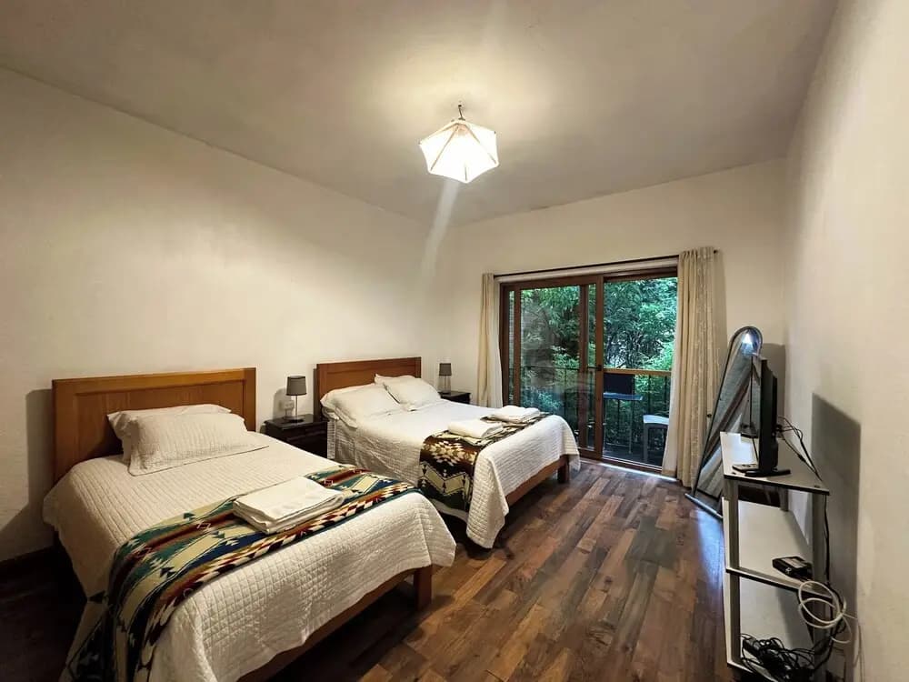Classic Apartment with river view