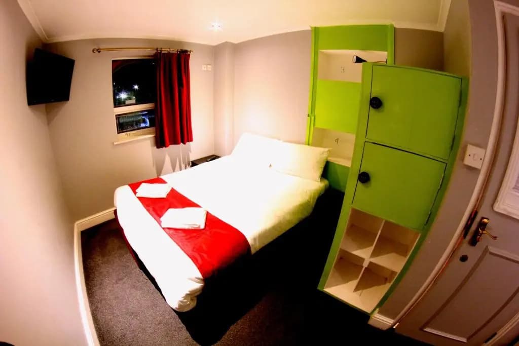 Standard Double room full double bed