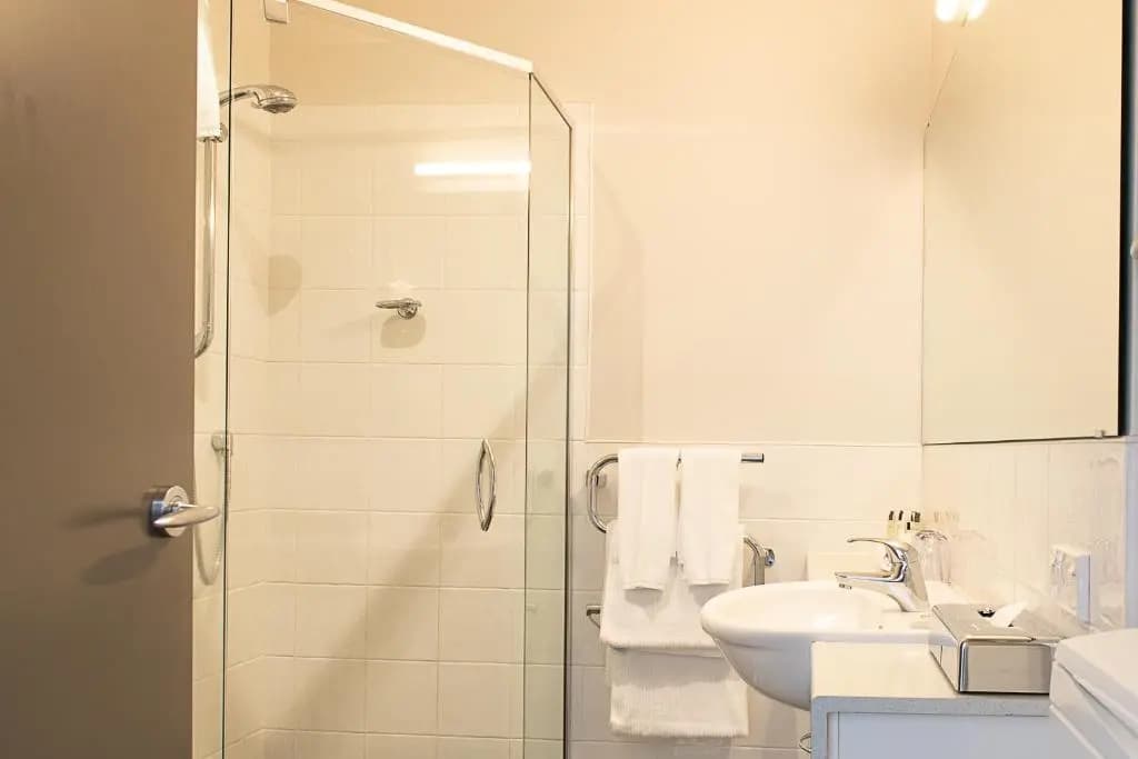 2 Bedrooms Deluxe Apartment