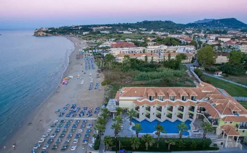 Hotel photo 12